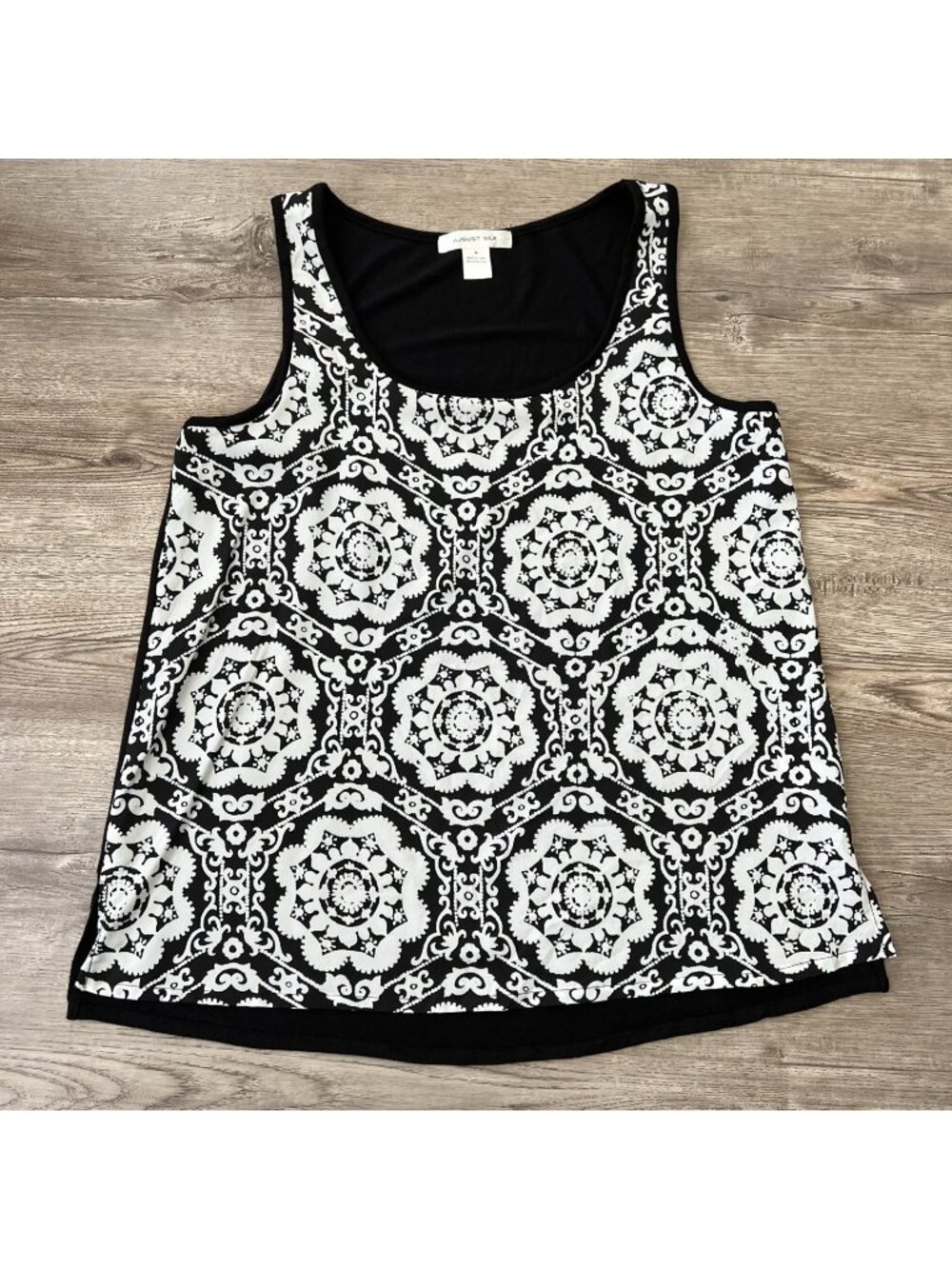 August Silk Tank Top Womens Medium Medallion Print